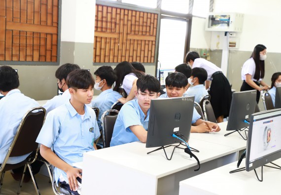 ภาพกิจกรรม  คณะวิทยาศาสตร์และเทคโนโลยี จัดค่ายวิทยาศาสตร์สัญจร ปีการศึกษา 2566  โรงเรียนพิไกรวิทยา