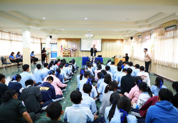 ภาพกิจกรรม  คณะวิทยาศาสตร์และเทคโนโลยี จัดค่ายวิทยาศาสตร์สัญจร ปีการศึกษา 2566  โรงเรียนพิไกรวิทยา