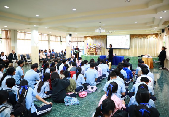 ภาพกิจกรรม  คณะวิทยาศาสตร์และเทคโนโลยี จัดค่ายวิทยาศาสตร์สัญจร ปีการศึกษา 2566  โรงเรียนพิไกรวิทยา