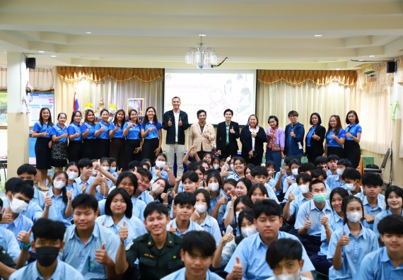 ภาพกิจกรรม  คณะวิทยาศาสตร์และเทคโนโลยี จัดค่ายวิทยาศาสตร์สัญจร ปีการศึกษา 2566  โรงเรียนพิไกรวิทยา