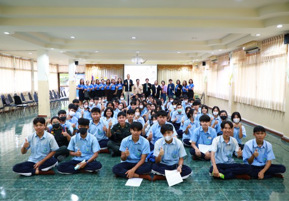 ภาพกิจกรรม  คณะวิทยาศาสตร์และเทคโนโลยี จัดค่ายวิทยาศาสตร์สัญจร ปีการศึกษา 2566  โรงเรียนพิไกรวิทยา