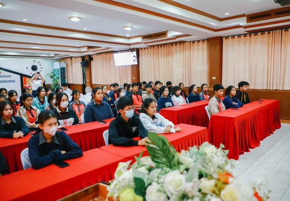 ภาพกิจกรรม  คณะวิทยาศาสตร์และเทคโนโลยี จัดค่ายวิทยาศาสตร์สัญจร ปีการศึกษา 2566  โรงเรียนวังแขมวิทยาคม