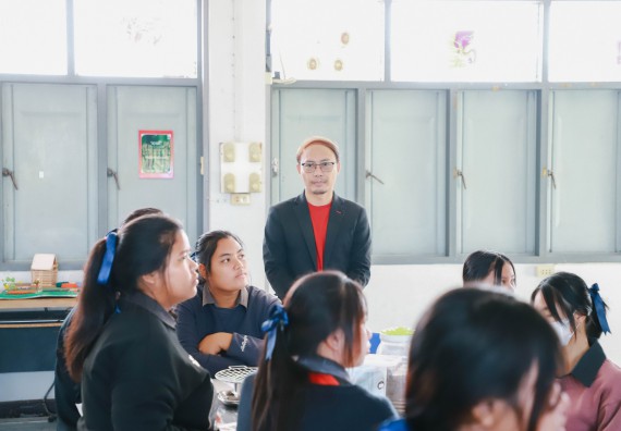 ภาพกิจกรรม  คณะวิทยาศาสตร์และเทคโนโลยี จัดค่ายวิทยาศาสตร์สัญจร ปีการศึกษา 2566  โรงเรียนวังแขมวิทยาคม