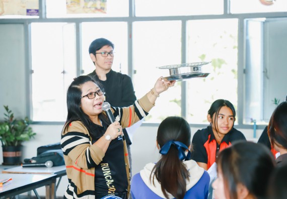 ภาพกิจกรรม  คณะวิทยาศาสตร์และเทคโนโลยี จัดค่ายวิทยาศาสตร์สัญจร ปีการศึกษา 2566  โรงเรียนวังแขมวิทยาคม