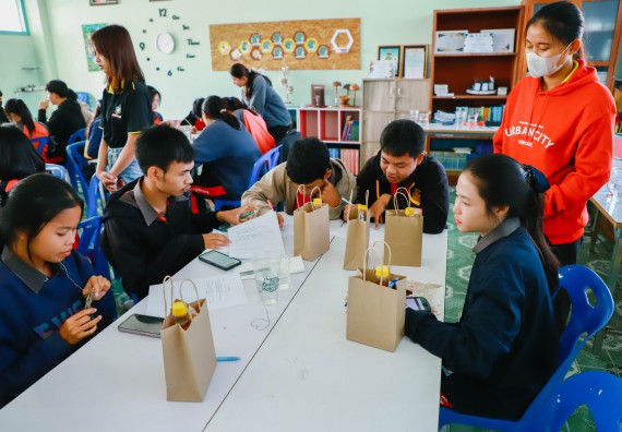 ภาพกิจกรรม  คณะวิทยาศาสตร์และเทคโนโลยี จัดค่ายวิทยาศาสตร์สัญจร ปีการศึกษา 2566  โรงเรียนวังแขมวิทยาคม
