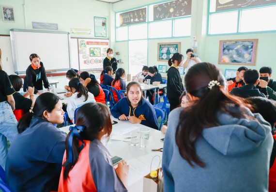 ภาพกิจกรรม  คณะวิทยาศาสตร์และเทคโนโลยี จัดค่ายวิทยาศาสตร์สัญจร ปีการศึกษา 2566  โรงเรียนวังแขมวิทยาคม