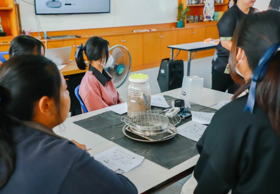 ภาพกิจกรรม  คณะวิทยาศาสตร์และเทคโนโลยี จัดค่ายวิทยาศาสตร์สัญจร ปีการศึกษา 2566  โรงเรียนวังแขมวิทยาคม