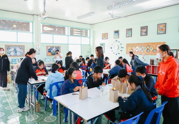 ภาพกิจกรรม  คณะวิทยาศาสตร์และเทคโนโลยี จัดค่ายวิทยาศาสตร์สัญจร ปีการศึกษา 2566  โรงเรียนวังแขมวิทยาคม