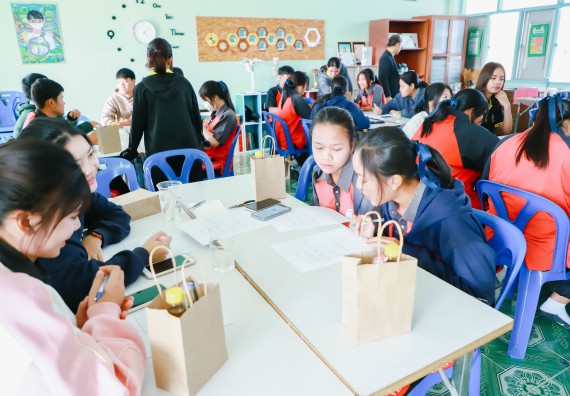 ภาพกิจกรรม  คณะวิทยาศาสตร์และเทคโนโลยี จัดค่ายวิทยาศาสตร์สัญจร ปีการศึกษา 2566  โรงเรียนวังแขมวิทยาคม