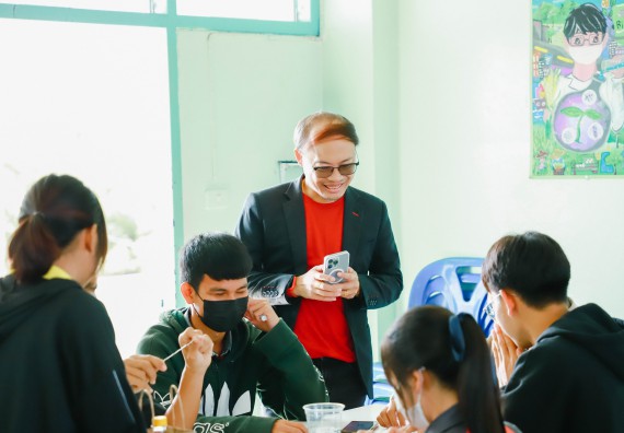 ภาพกิจกรรม  คณะวิทยาศาสตร์และเทคโนโลยี จัดค่ายวิทยาศาสตร์สัญจร ปีการศึกษา 2566  โรงเรียนวังแขมวิทยาคม