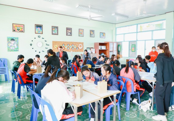 ภาพกิจกรรม  คณะวิทยาศาสตร์และเทคโนโลยี จัดค่ายวิทยาศาสตร์สัญจร ปีการศึกษา 2566  โรงเรียนวังแขมวิทยาคม