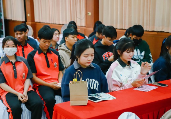 ภาพกิจกรรม  คณะวิทยาศาสตร์และเทคโนโลยี จัดค่ายวิทยาศาสตร์สัญจร ปีการศึกษา 2566  โรงเรียนวังแขมวิทยาคม