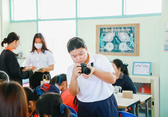 ภาพกิจกรรม  คณะวิทยาศาสตร์และเทคโนโลยี จัดค่ายวิทยาศาสตร์สัญจร ปีการศึกษา 2566  โรงเรียนวังแขมวิทยาคม