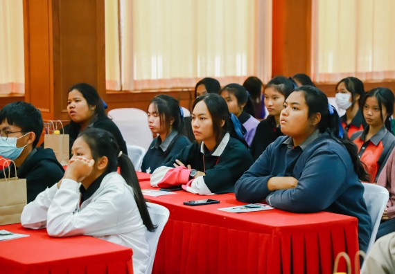 ภาพกิจกรรม  คณะวิทยาศาสตร์และเทคโนโลยี จัดค่ายวิทยาศาสตร์สัญจร ปีการศึกษา 2566  โรงเรียนวังแขมวิทยาคม