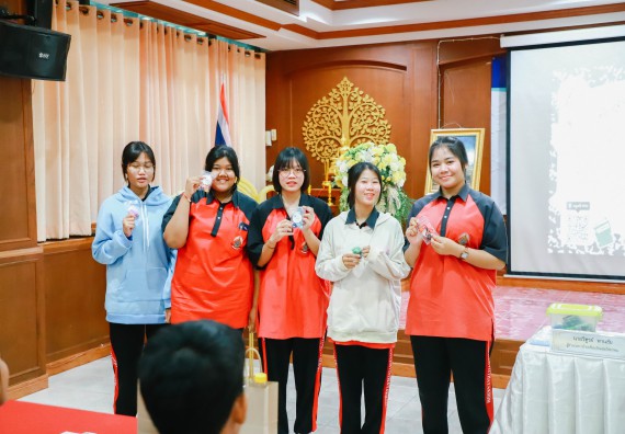 ภาพกิจกรรม  คณะวิทยาศาสตร์และเทคโนโลยี จัดค่ายวิทยาศาสตร์สัญจร ปีการศึกษา 2566  โรงเรียนวังแขมวิทยาคม