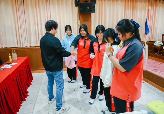 ภาพกิจกรรม  คณะวิทยาศาสตร์และเทคโนโลยี จัดค่ายวิทยาศาสตร์สัญจร ปีการศึกษา 2566  โรงเรียนวังแขมวิทยาคม