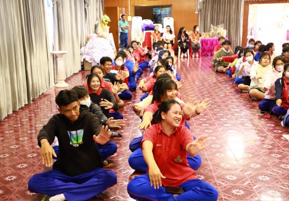 คณะวิทยาศาสตร์และเทคโนโลยี จัดค่ายวิทยาศาสตร์สัญจร ปีการศึกษา 2566  โรงเรียนเฉลิมพระเกียรติสมเด็จพระศรีนครินทร์ กำแพงเพชร