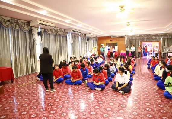 คณะวิทยาศาสตร์และเทคโนโลยี จัดค่ายวิทยาศาสตร์สัญจร ปีการศึกษา 2566  โรงเรียนเฉลิมพระเกียรติสมเด็จพระศรีนครินทร์ กำแพงเพชร