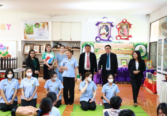 คณะวิทยาศาสตร์และเทคโนโลยี จัดค่ายวิทยาศาสตร์สัญจร ปีการศึกษา 2566  โรงเรียนเฉลิมพระเกียรติสมเด็จพระศรีนครินทร์ กำแพงเพชร