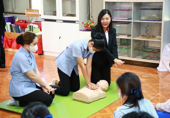 คณะวิทยาศาสตร์และเทคโนโลยี จัดค่ายวิทยาศาสตร์สัญจร ปีการศึกษา 2566  โรงเรียนเฉลิมพระเกียรติสมเด็จพระศรีนครินทร์ กำแพงเพชร