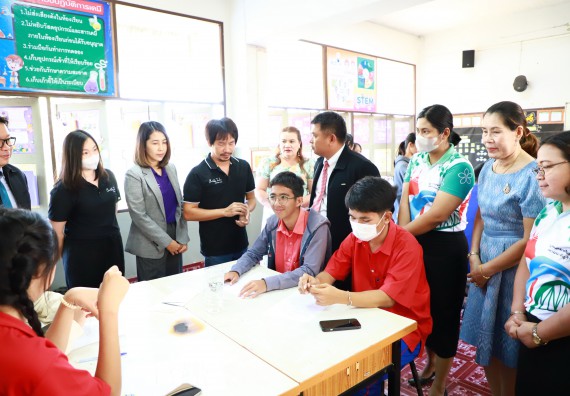 คณะวิทยาศาสตร์และเทคโนโลยี จัดค่ายวิทยาศาสตร์สัญจร ปีการศึกษา 2566  โรงเรียนเฉลิมพระเกียรติสมเด็จพระศรีนครินทร์ กำแพงเพชร