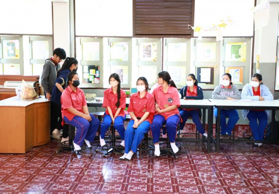 คณะวิทยาศาสตร์และเทคโนโลยี จัดค่ายวิทยาศาสตร์สัญจร ปีการศึกษา 2566  โรงเรียนเฉลิมพระเกียรติสมเด็จพระศรีนครินทร์ กำแพงเพชร