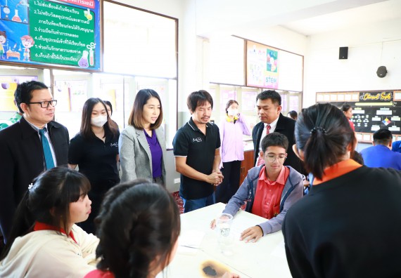 คณะวิทยาศาสตร์และเทคโนโลยี จัดค่ายวิทยาศาสตร์สัญจร ปีการศึกษา 2566  โรงเรียนเฉลิมพระเกียรติสมเด็จพระศรีนครินทร์ กำแพงเพชร