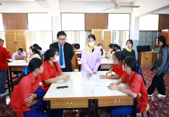 คณะวิทยาศาสตร์และเทคโนโลยี จัดค่ายวิทยาศาสตร์สัญจร ปีการศึกษา 2566  โรงเรียนเฉลิมพระเกียรติสมเด็จพระศรีนครินทร์ กำแพงเพชร