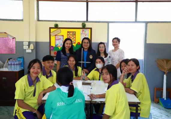 คณะวิทยาศาสตร์และเทคโนโลยี จัดค่ายวิทยาศาสตร์สัญจร ปีการศึกษา 2566  โรงเรียนทุ่งโพธิ์ทะเลพิทยา