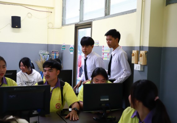 คณะวิทยาศาสตร์และเทคโนโลยี จัดค่ายวิทยาศาสตร์สัญจร ปีการศึกษา 2566  โรงเรียนทุ่งโพธิ์ทะเลพิทยา