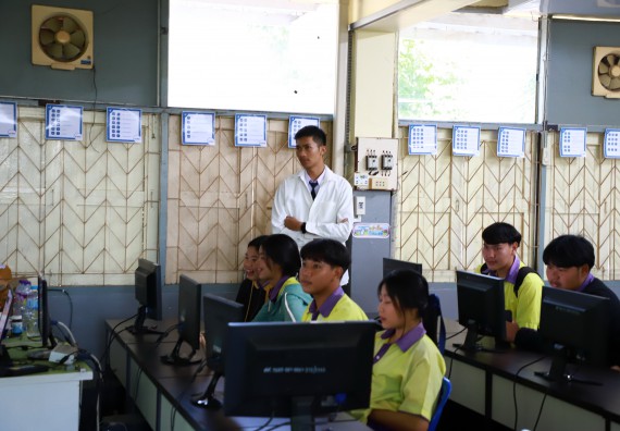 คณะวิทยาศาสตร์และเทคโนโลยี จัดค่ายวิทยาศาสตร์สัญจร ปีการศึกษา 2566  โรงเรียนทุ่งโพธิ์ทะเลพิทยา