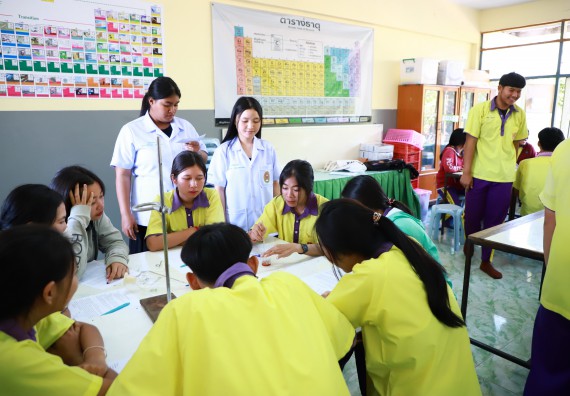 คณะวิทยาศาสตร์และเทคโนโลยี จัดค่ายวิทยาศาสตร์สัญจร ปีการศึกษา 2566  โรงเรียนทุ่งโพธิ์ทะเลพิทยา