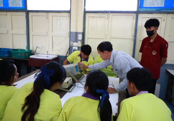 คณะวิทยาศาสตร์และเทคโนโลยี จัดค่ายวิทยาศาสตร์สัญจร ปีการศึกษา 2566  โรงเรียนทุ่งโพธิ์ทะเลพิทยา