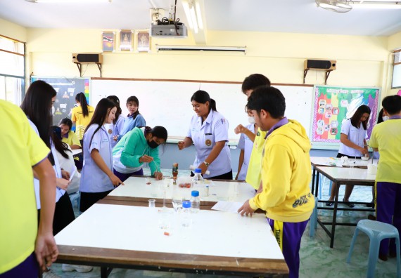 คณะวิทยาศาสตร์และเทคโนโลยี จัดค่ายวิทยาศาสตร์สัญจร ปีการศึกษา 2566  โรงเรียนทุ่งโพธิ์ทะเลพิทยา