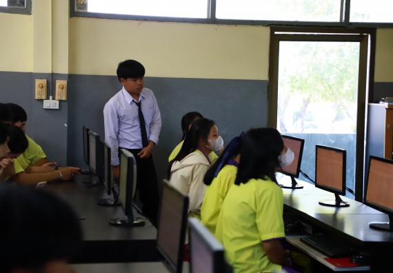 คณะวิทยาศาสตร์และเทคโนโลยี จัดค่ายวิทยาศาสตร์สัญจร ปีการศึกษา 2566  โรงเรียนทุ่งโพธิ์ทะเลพิทยา