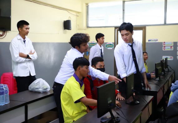 คณะวิทยาศาสตร์และเทคโนโลยี จัดค่ายวิทยาศาสตร์สัญจร ปีการศึกษา 2566  โรงเรียนทุ่งโพธิ์ทะเลพิทยา