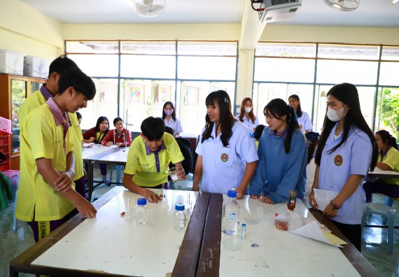 คณะวิทยาศาสตร์และเทคโนโลยี จัดค่ายวิทยาศาสตร์สัญจร ปีการศึกษา 2566  โรงเรียนทุ่งโพธิ์ทะเลพิทยา