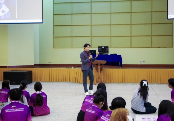 ภาพกิจกรรม  คณะวิทยาศาสตร์และเทคโนโลยี จัดโครงการยกระดับนวัตกรรมชุมชนด้วยกระบวนการวิศวกรสังคม กิจกรรมการอบรมบ่มเพาะทักษะการเป็นวิศวกรสังคม