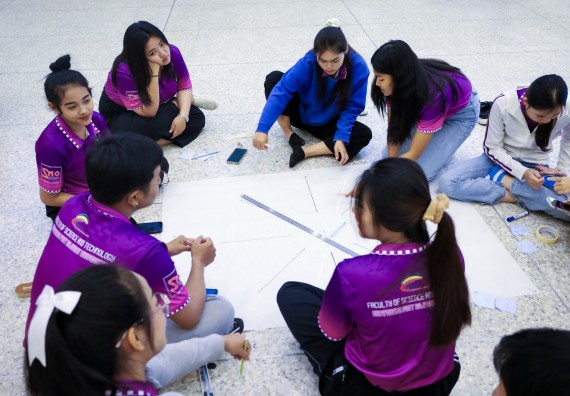 ภาพกิจกรรม  คณะวิทยาศาสตร์และเทคโนโลยี จัดโครงการยกระดับนวัตกรรมชุมชนด้วยกระบวนการวิศวกรสังคม กิจกรรมการอบรมบ่มเพาะทักษะการเป็นวิศวกรสังคม