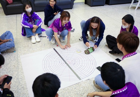 ภาพกิจกรรม  คณะวิทยาศาสตร์และเทคโนโลยี จัดโครงการยกระดับนวัตกรรมชุมชนด้วยกระบวนการวิศวกรสังคม กิจกรรมการอบรมบ่มเพาะทักษะการเป็นวิศวกรสังคม
