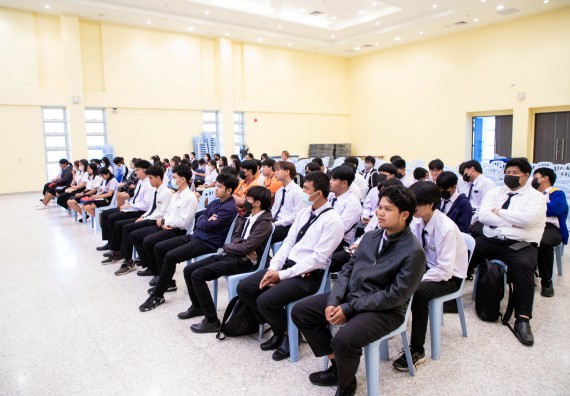 ภาพกิจกรรม  คณะวิทยาศาสตร์และเทคโนโลยี มหาวิทยาลัยราชภัฏกำแพงเพชร  จัดกิจกรรมแลกเปลี่ยนเรียนรู้ เรื่อง HOW TO เขียนอย่างไรให้ได้ทุน