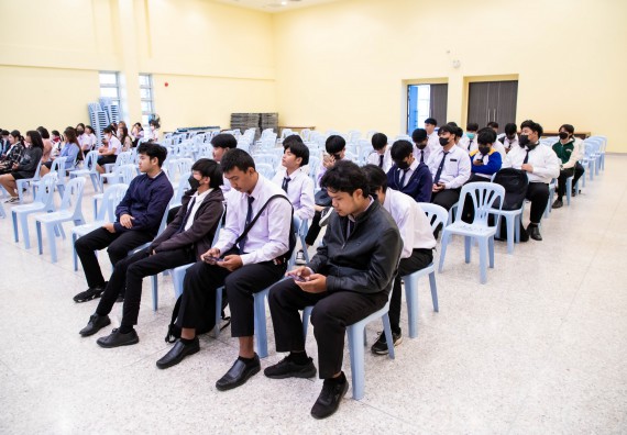 ภาพกิจกรรม  คณะวิทยาศาสตร์และเทคโนโลยี มหาวิทยาลัยราชภัฏกำแพงเพชร  จัดกิจกรรมแลกเปลี่ยนเรียนรู้ เรื่อง HOW TO เขียนอย่างไรให้ได้ทุน