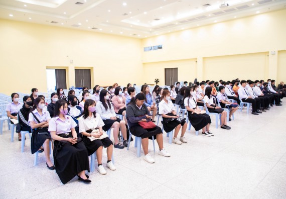 ภาพกิจกรรม  คณะวิทยาศาสตร์และเทคโนโลยี มหาวิทยาลัยราชภัฏกำแพงเพชร  จัดกิจกรรมแลกเปลี่ยนเรียนรู้ เรื่อง HOW TO เขียนอย่างไรให้ได้ทุน