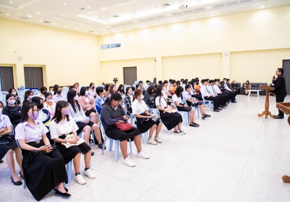 ภาพกิจกรรม  คณะวิทยาศาสตร์และเทคโนโลยี มหาวิทยาลัยราชภัฏกำแพงเพชร  จัดกิจกรรมแลกเปลี่ยนเรียนรู้ เรื่อง HOW TO เขียนอย่างไรให้ได้ทุน