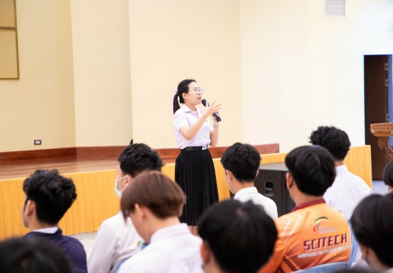 ภาพกิจกรรม  คณะวิทยาศาสตร์และเทคโนโลยี มหาวิทยาลัยราชภัฏกำแพงเพชร  จัดกิจกรรมแลกเปลี่ยนเรียนรู้ เรื่อง HOW TO เขียนอย่างไรให้ได้ทุน