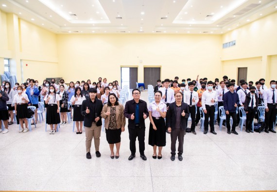 ภาพกิจกรรม  คณะวิทยาศาสตร์และเทคโนโลยี มหาวิทยาลัยราชภัฏกำแพงเพชร  จัดกิจกรรมแลกเปลี่ยนเรียนรู้ เรื่อง HOW TO เขียนอย่างไรให้ได้ทุน