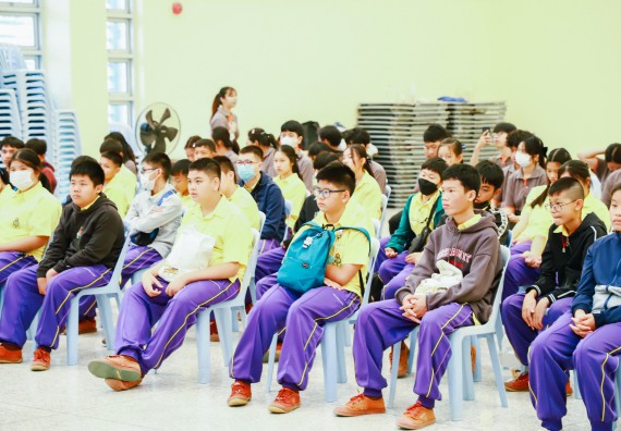 ภาพกิจกรรม  คณะวิทยาศาสตร์และเทคโนโลยี ร่วมกับโรงเรียนสรรพวิทยาคม จัดโครงการพัฒนาการจัดการเรียนการสอนในห้องเรียนพิเศษวิทยาศาสตร์ คณิตศาสตร์ เข้มข้น (ISM)