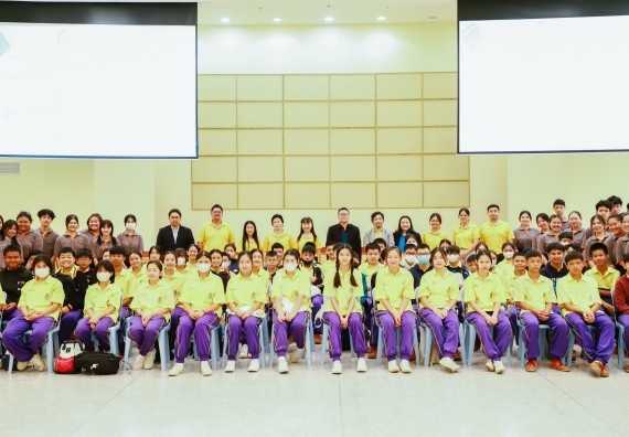 ภาพกิจกรรม  คณะวิทยาศาสตร์และเทคโนโลยี ร่วมกับโรงเรียนสรรพวิทยาคม จัดโครงการพัฒนาการจัดการเรียนการสอนในห้องเรียนพิเศษวิทยาศาสตร์ คณิตศาสตร์ เข้มข้น (ISM)