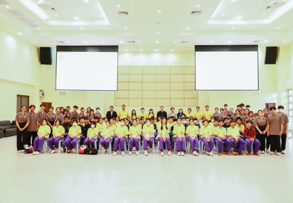 ภาพกิจกรรม  คณะวิทยาศาสตร์และเทคโนโลยี ร่วมกับโรงเรียนสรรพวิทยาคม จัดโครงการพัฒนาการจัดการเรียนการสอนในห้องเรียนพิเศษวิทยาศาสตร์ คณิตศาสตร์ เข้มข้น (ISM)