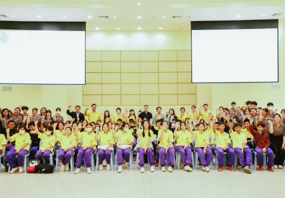 ภาพกิจกรรม  คณะวิทยาศาสตร์และเทคโนโลยี ร่วมกับโรงเรียนสรรพวิทยาคม จัดโครงการพัฒนาการจัดการเรียนการสอนในห้องเรียนพิเศษวิทยาศาสตร์ คณิตศาสตร์ เข้มข้น (ISM)